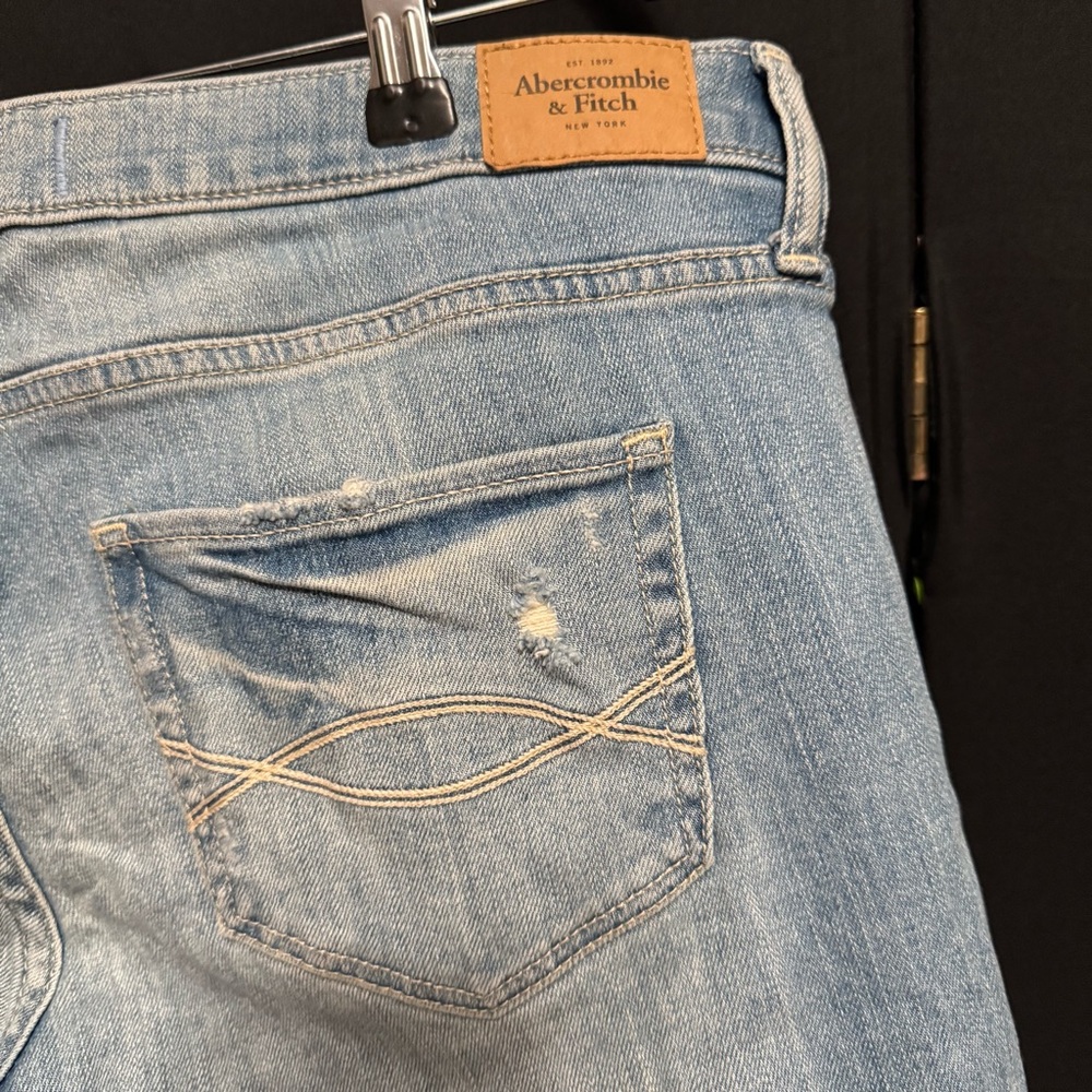 Abercrombie & Fitch Boyfriend Jeans with Bead & Pearl accents - Picture 9 of 9